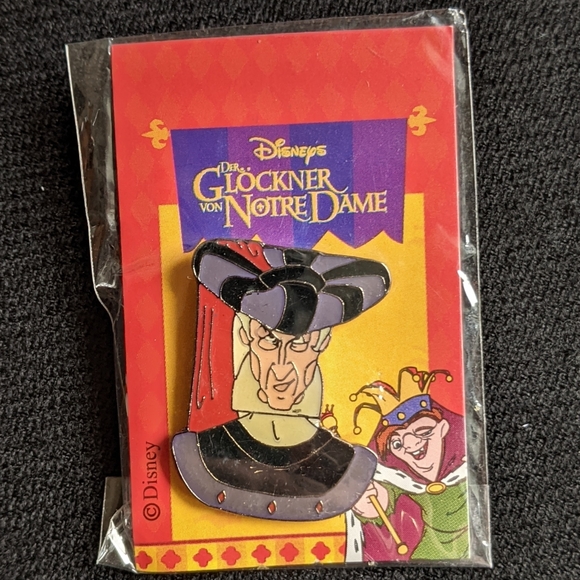 Disney Hunchback of Notre Dame ProPins - Picture 8 of 15